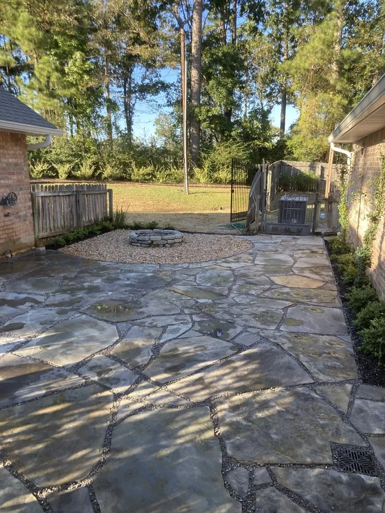Custom garden landscaping in Forest Hill, LA - Louisiana Roots Landscape