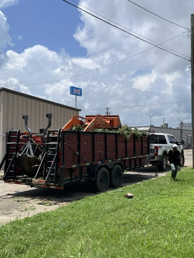 Top-rated landscaping services in Forest Hill, LA - Louiss Lawn & Landscape