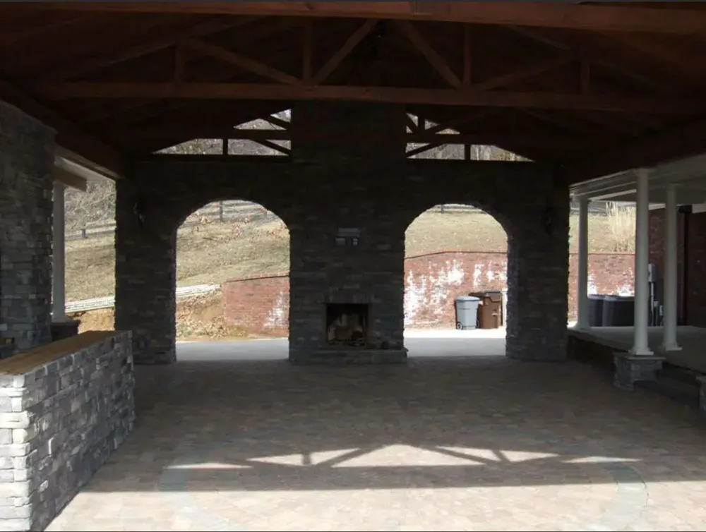 Local outdoor landscaping experts serving Fisherville, KY - Louisville Hardscapes