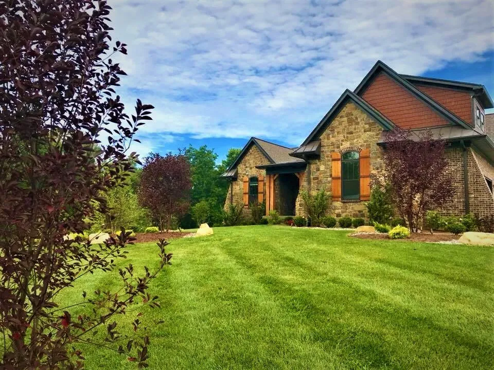 Top-rated garden landscaping in Shepherdsville, KY - Louisville Landscape Design Build