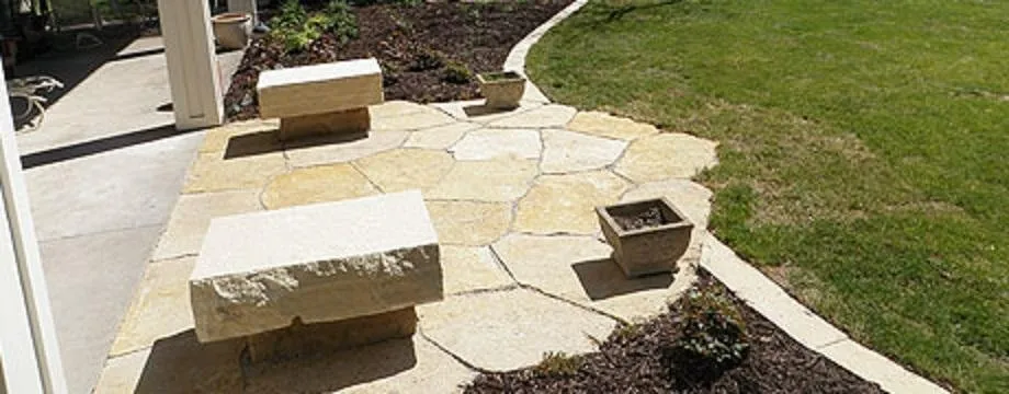 Expert garden landscaping in West Des Moines, IA - Lounsbury Landscaping