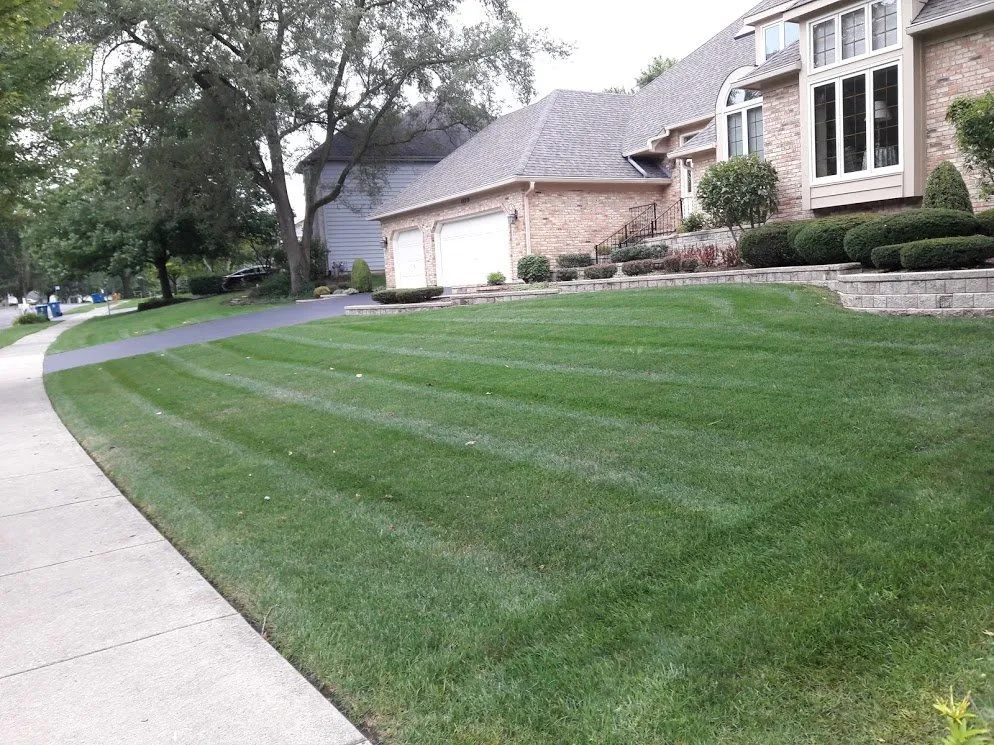 Trusted residential landscaping in Lisle, IL by Lou's Lawn Care