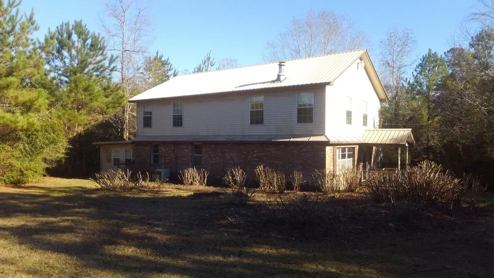 Top-rated residential landscaping for residential properties in Picayune, MS by Lou's Lawnscape