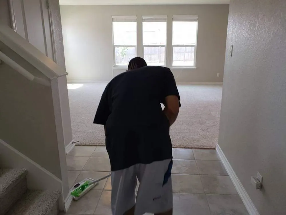 Trusted yard cleanup service in Sheridan, CO - Love 2 Help