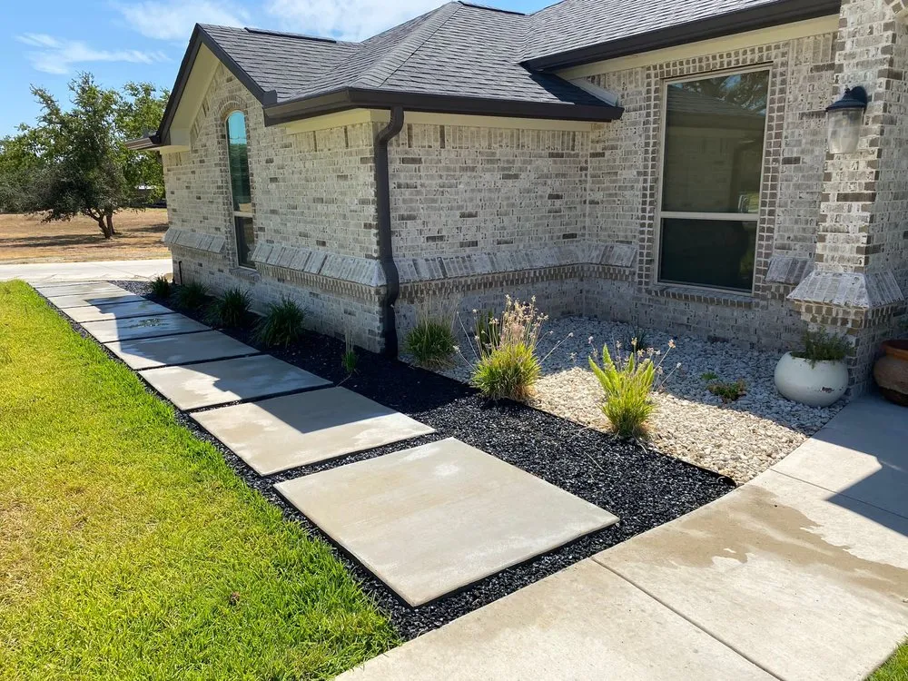 Professional lawn care service in Leander, TX - Love For Lawns Landscaping