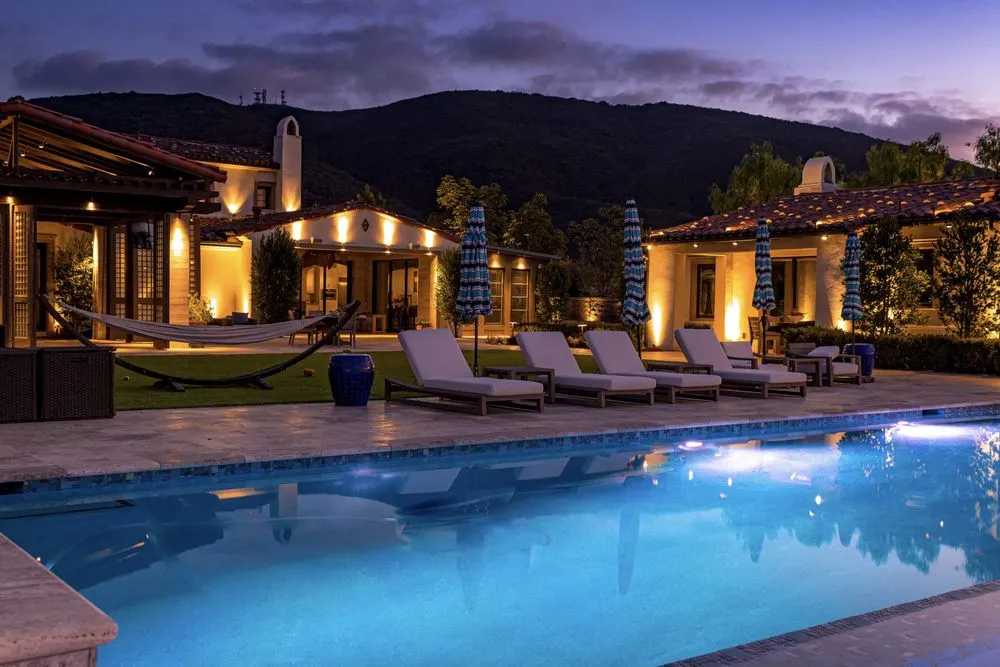 Affordable lawn mowing service in Chandler, AZ - Love Outdoor Lighting