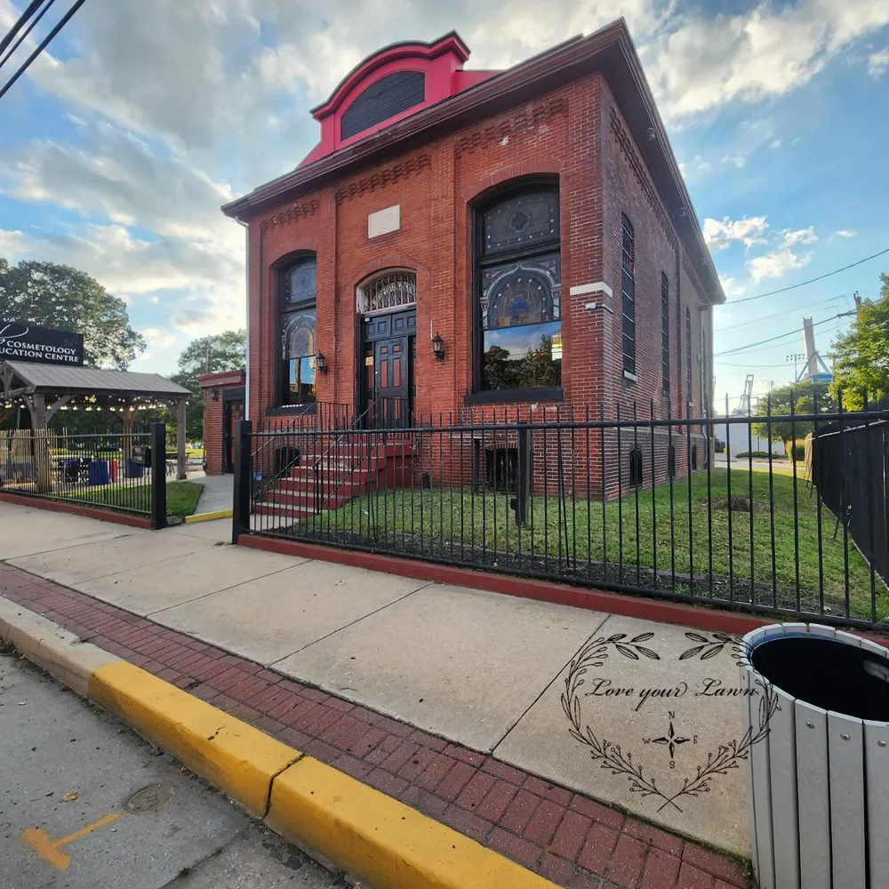 Top-rated lawn care service in Gloucester City, NJ by Love Your Lawn