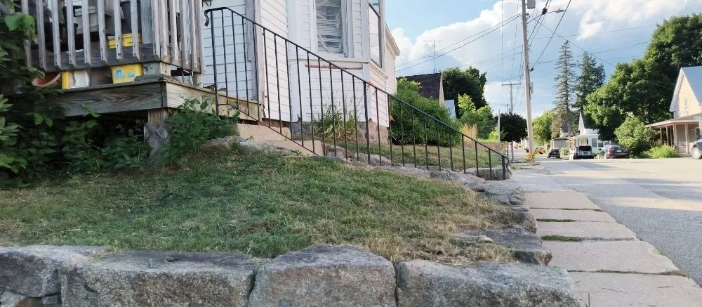 Local lawn care service experts serving Lebanon, ME - Lovejoy's Lawn Care