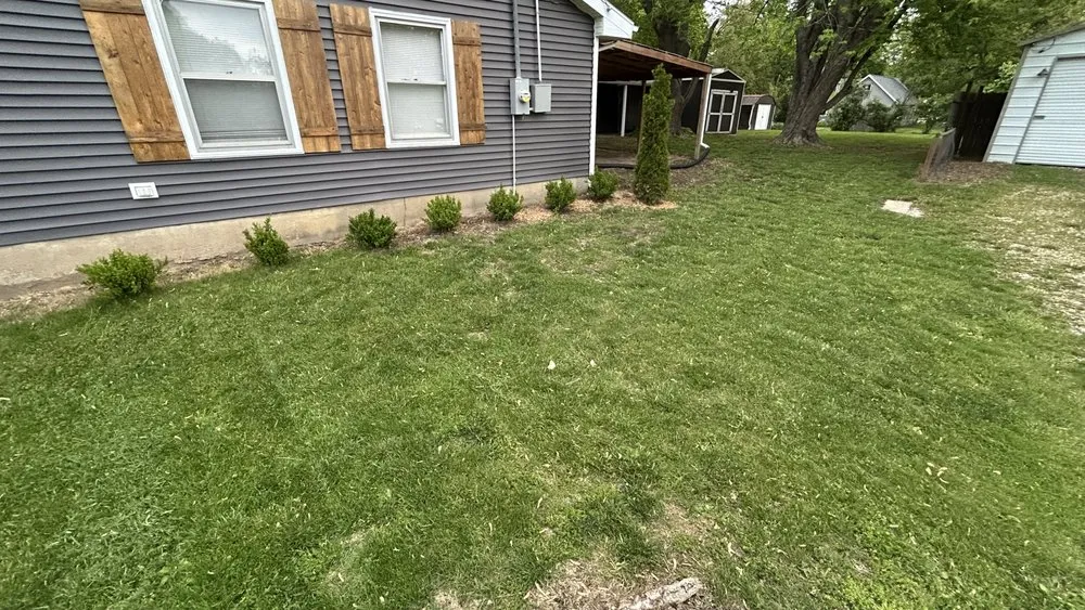 Custom residential landscaping for homes in Murrayville, IL by Lovekamp Lawn Services