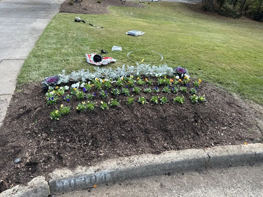 Trusted garden landscaping for beautiful yards in Woodstock, GA by Lovelace Lawn Care and Landscaping