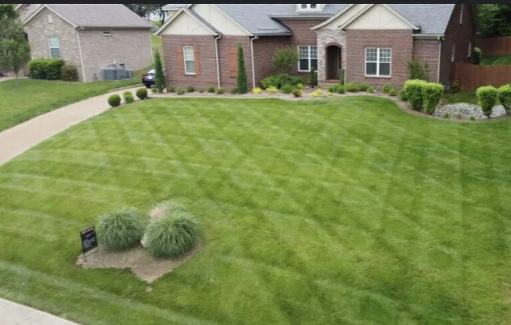 Custom garden landscaping in Smyrna, TN by Loves Labor Servics