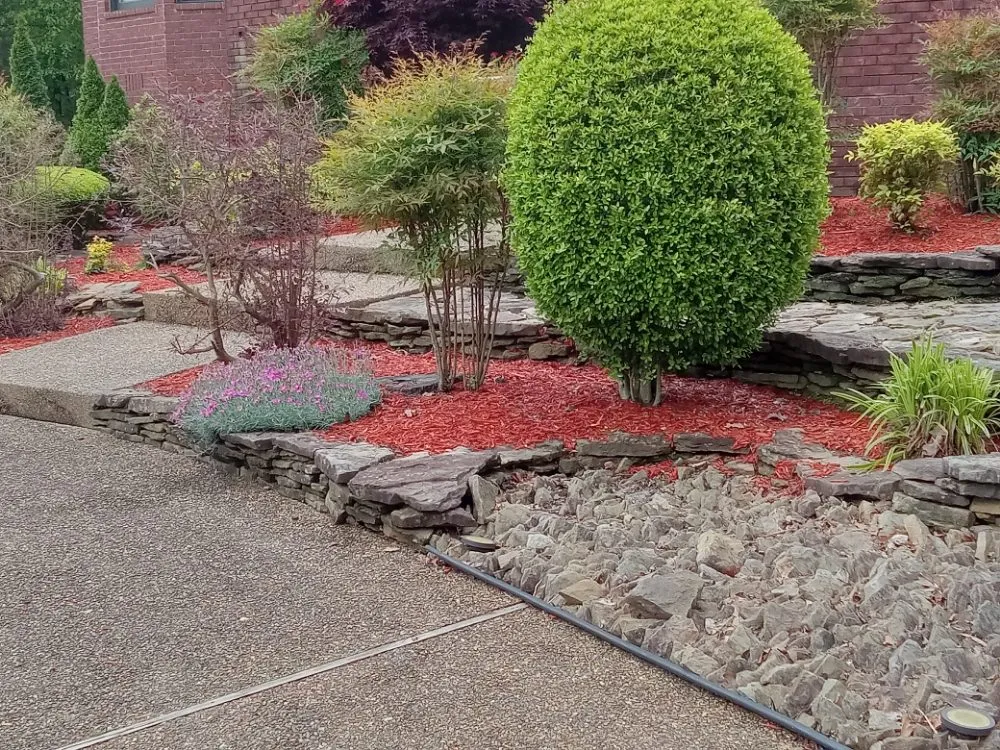 Top-rated landscape installation experts serving Hot Springs, AR - Love's Lawncare Landscape And Pressure Washing
