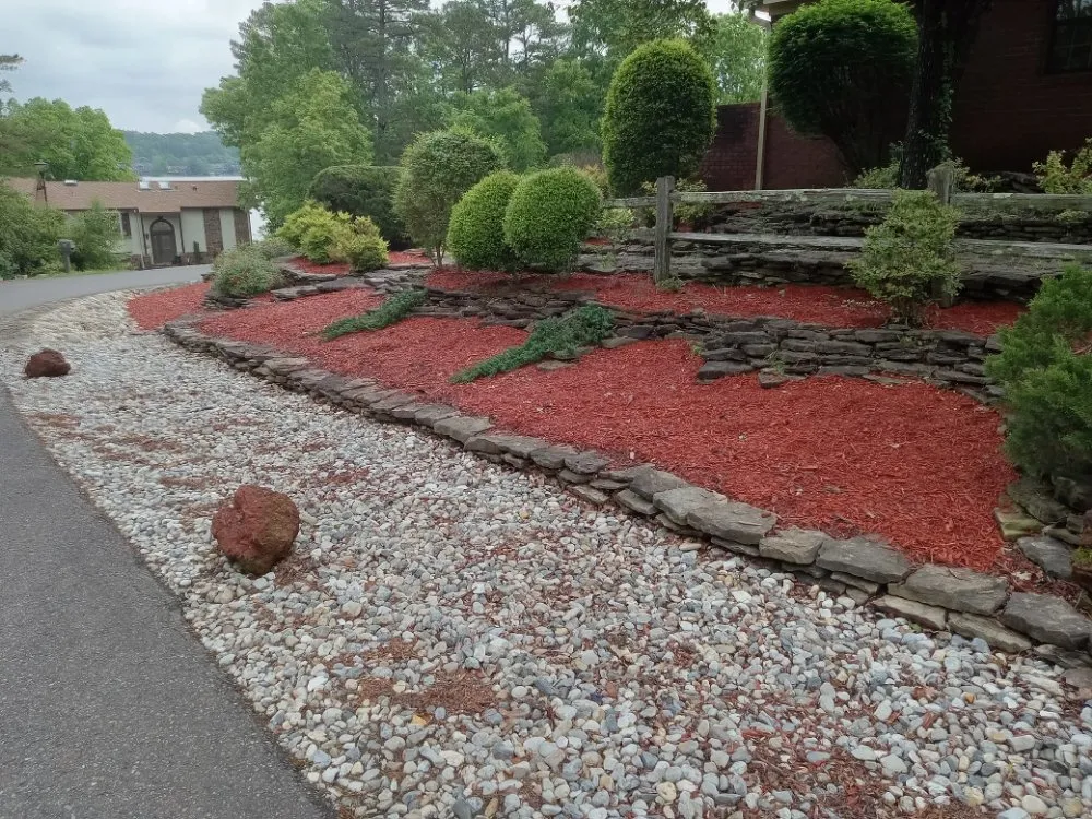 Local residential landscaping experts serving Hot Springs, AR - Love's Lawncare Landscape And Pressure Washing