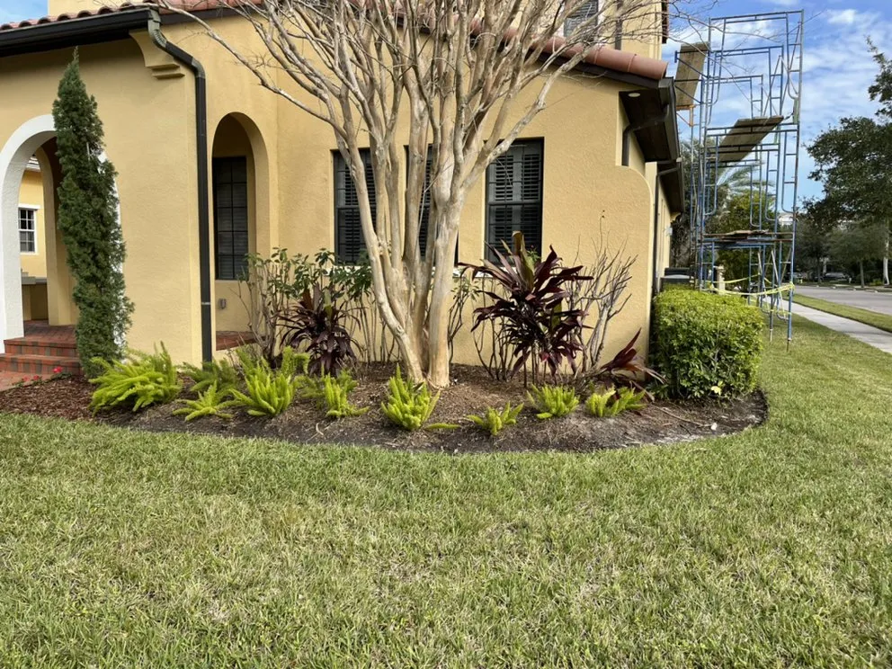 Expert lawn mowing service experts serving Brandon, FL - Lovett Or Leaf It Lawncare Services