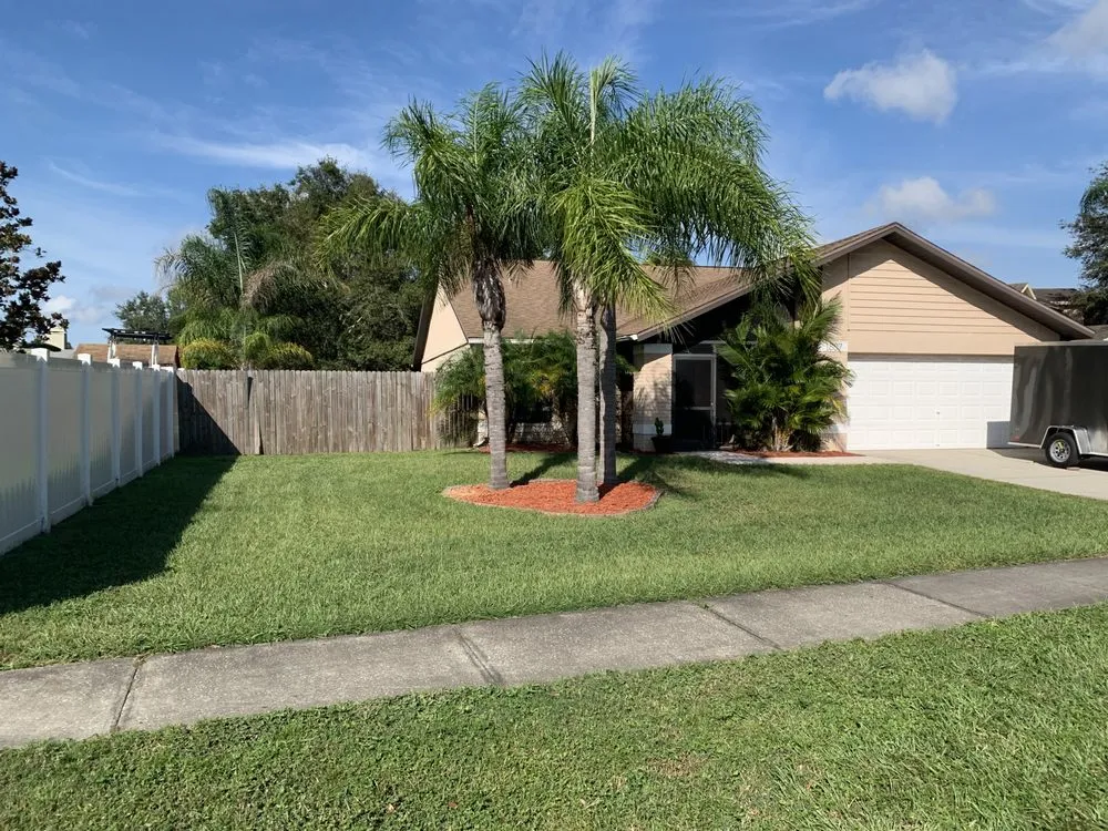 Top-rated landscape design for homes in Brandon, FL by Lovett Or Leaf It Lawncare Services