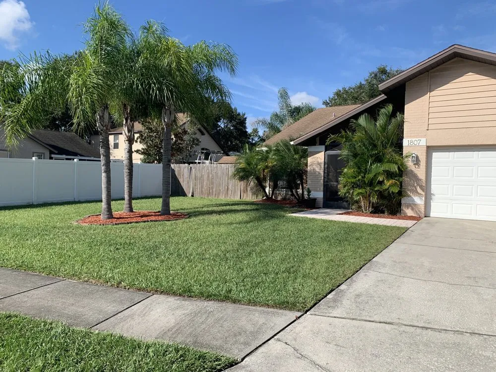 Local lawn mowing service for homes across Brandon, FL - Lovett Or Leaf It Lawncare Services