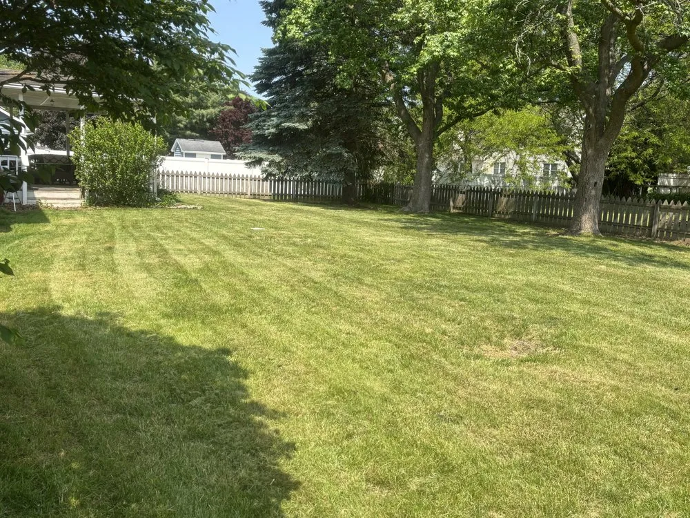 Top-rated landscape design in VALPARAISO, IN - Lovin N Leafin