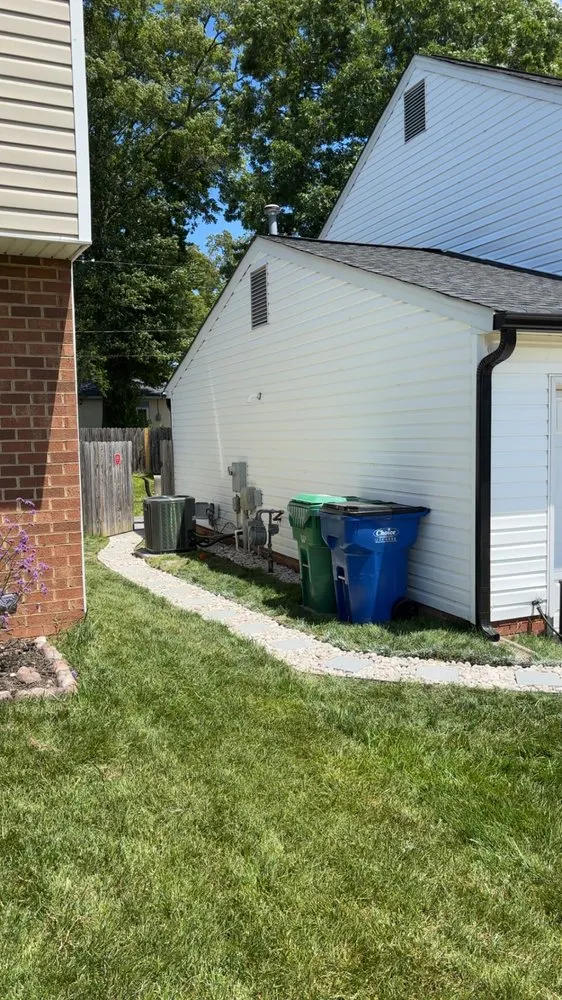 Custom lawn mowing service in Chesterfield, VA - Lovings Hardscape