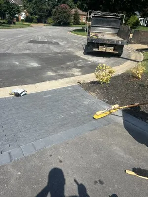 Lovings Hardscape Logo