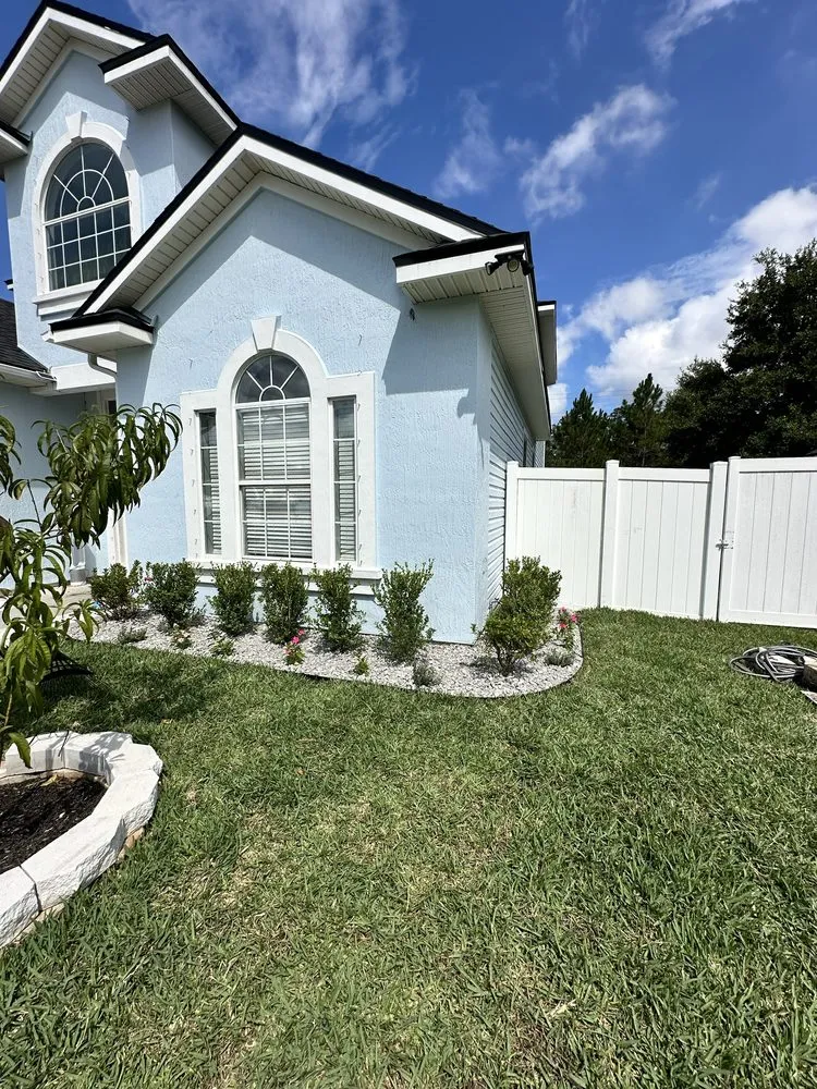 Custom lawn care service experts serving Kingsland, GA - Low Country Hardscape & More