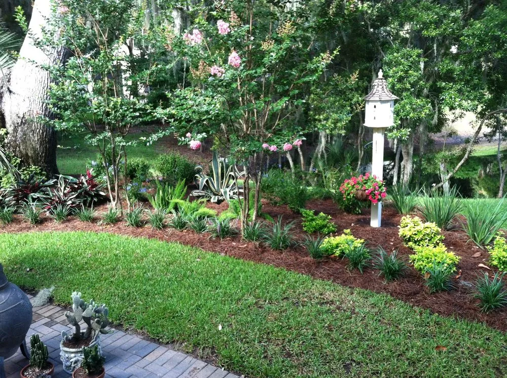 Local garden landscaping experts serving Savannah, GA - Low Country Landscape