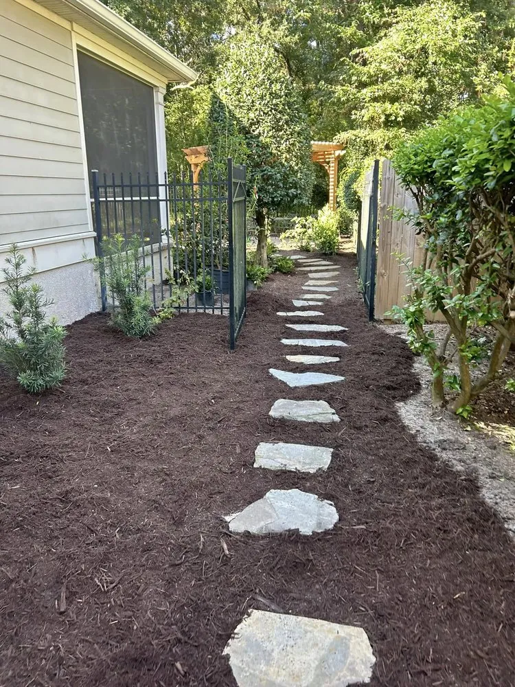 Custom residential landscaping experts serving Savannah, GA - Low Country Landscape