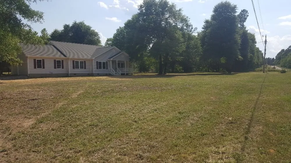 Expert lawn care service in Augusta, GA - Low Cut Lawn Care