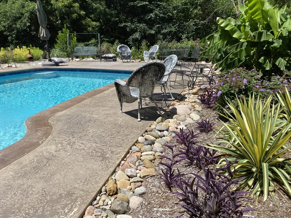 Top-rated landscape installation in Lawrence, KS - Low Maintenance Landscape