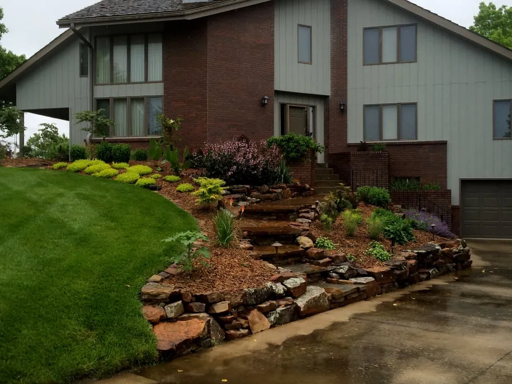 Top-rated yard maintenance in Lawrence, KS - Low Maintenance Landscape