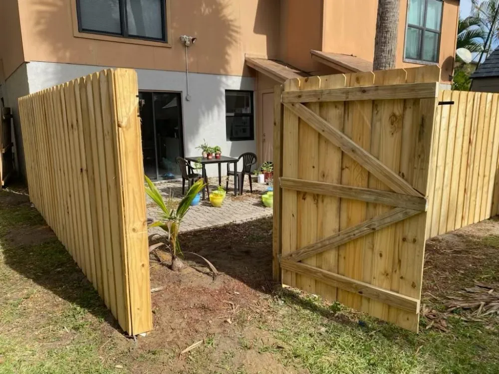 Reliable residential landscaping in Royal Palm Beach, FL - Low Mowz
