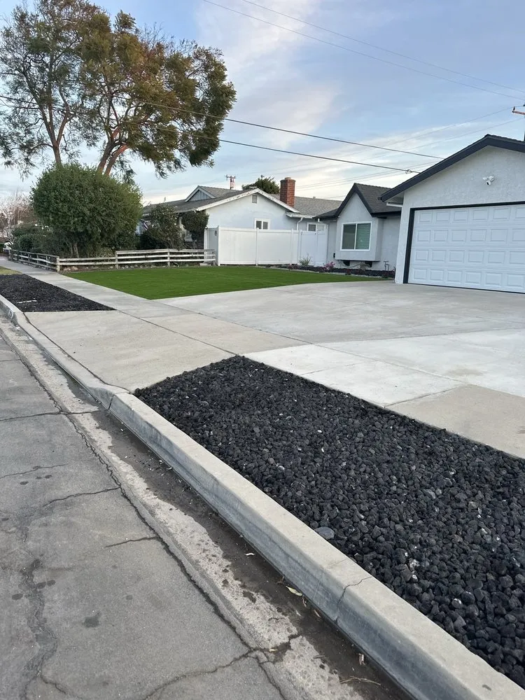 Affordable yard cleanup service for outdoor upgrades in Covina, CA by Low Rates Professional Contractor