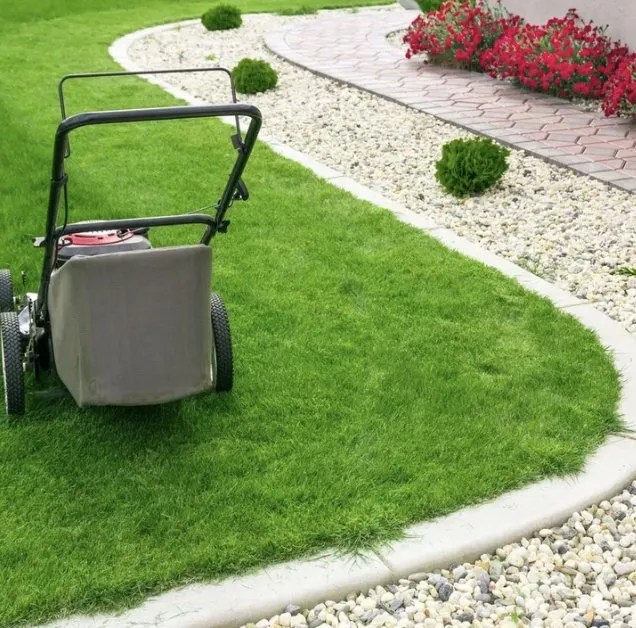 Custom outdoor landscaping in Summerville, SC - Lowcountry Landscape and Design