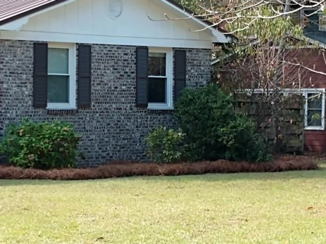 Expert outdoor landscaping in Walterboro, SC by Lowcountry Landscapers