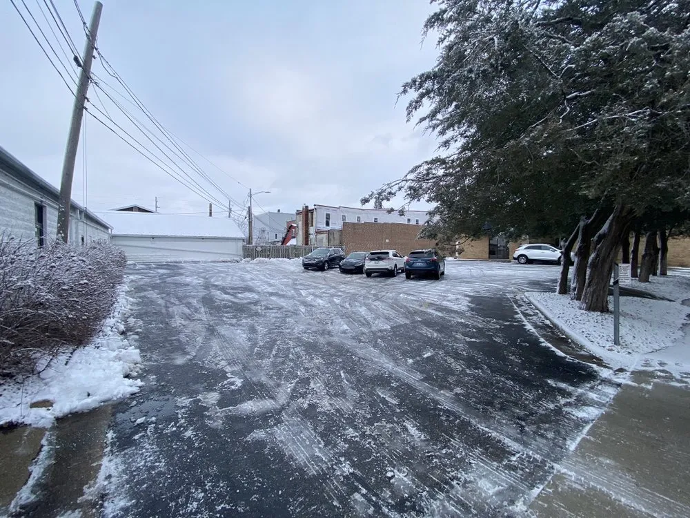 Top-rated outdoor landscaping with custom design across Lansing, MI - Lowe Brothers Outdoor Services