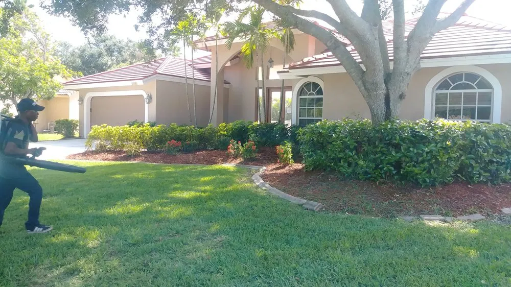 Trusted landscaping services in North Lauderdale, FL - Lowe's Landscaping and Gardener