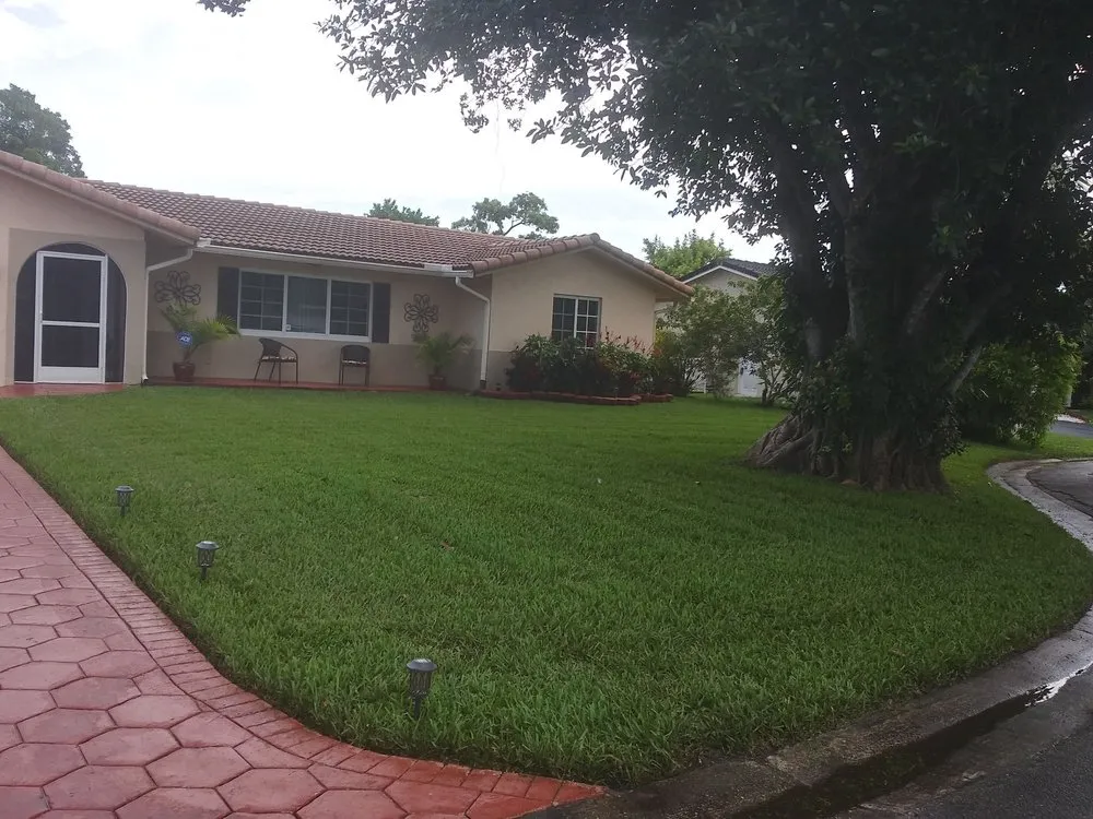 Expert landscape installation in North Lauderdale, FL by Lowe's Landscaping and Gardener