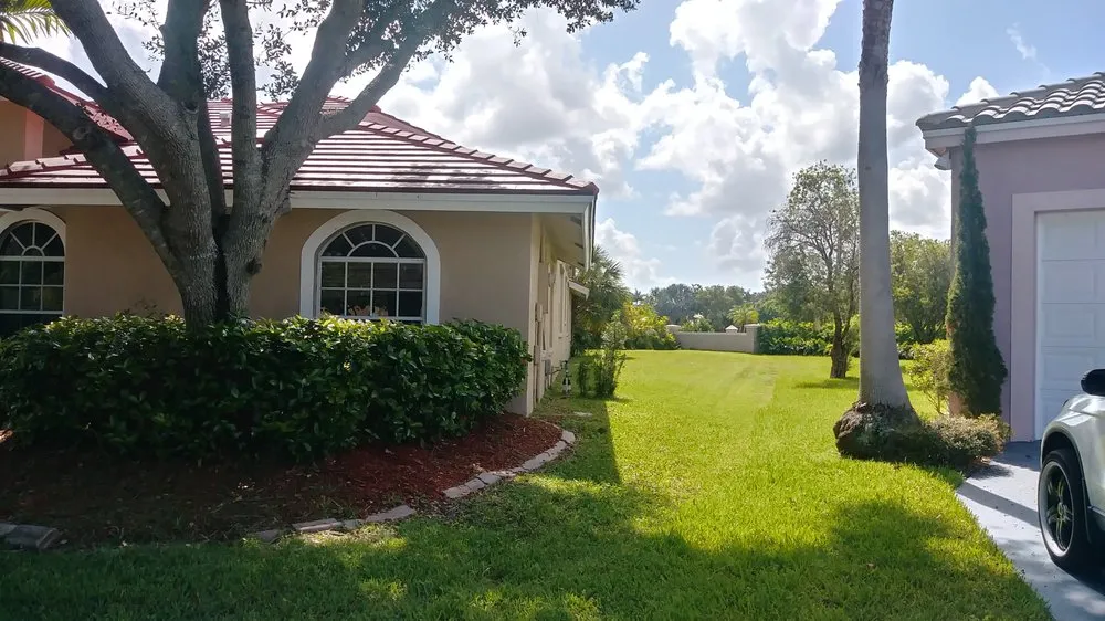 Expert residential landscaping in North Lauderdale, FL by Lowe's Landscaping and Gardener