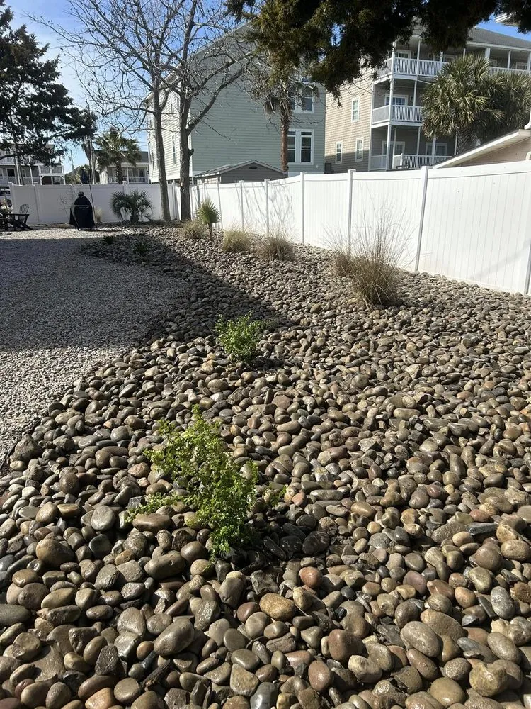 Affordable landscaping services in Surfside Beach, SC - Lowland Labor