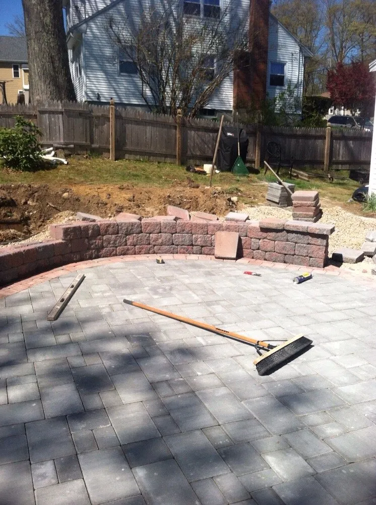 Expert residential landscaping in Uxbridge, MA - Lowrey's Landscapes