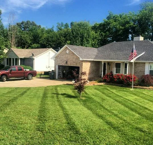 Local garden landscaping in Irvine, KY - Loyalty Lawn & Landscape