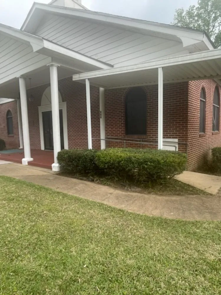 Expert garden landscaping in Spearsville, LA by Loyd Boyz Lawn Sevice