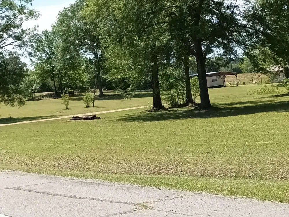 Professional lawn care service for year-round maintenance across Spearsville, LA - Loyd Boyz Lawn Sevice