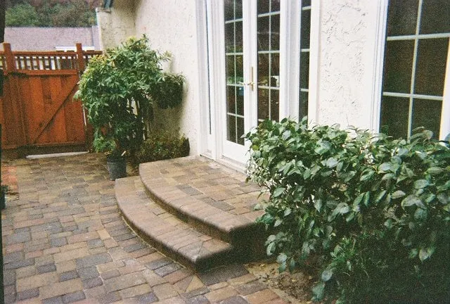 Trusted yard cleanup service in San Leandro, CA by Loza & Sons General Construction