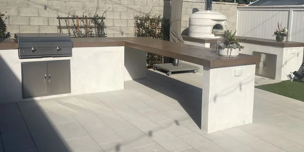 Local yard cleanup service for residential properties across Compton, CA - Loza Concrete