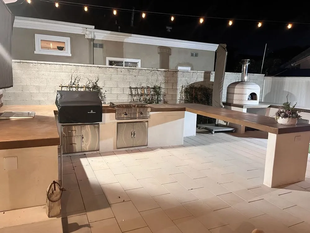 Local garden landscaping in Compton, CA by Loza Concrete