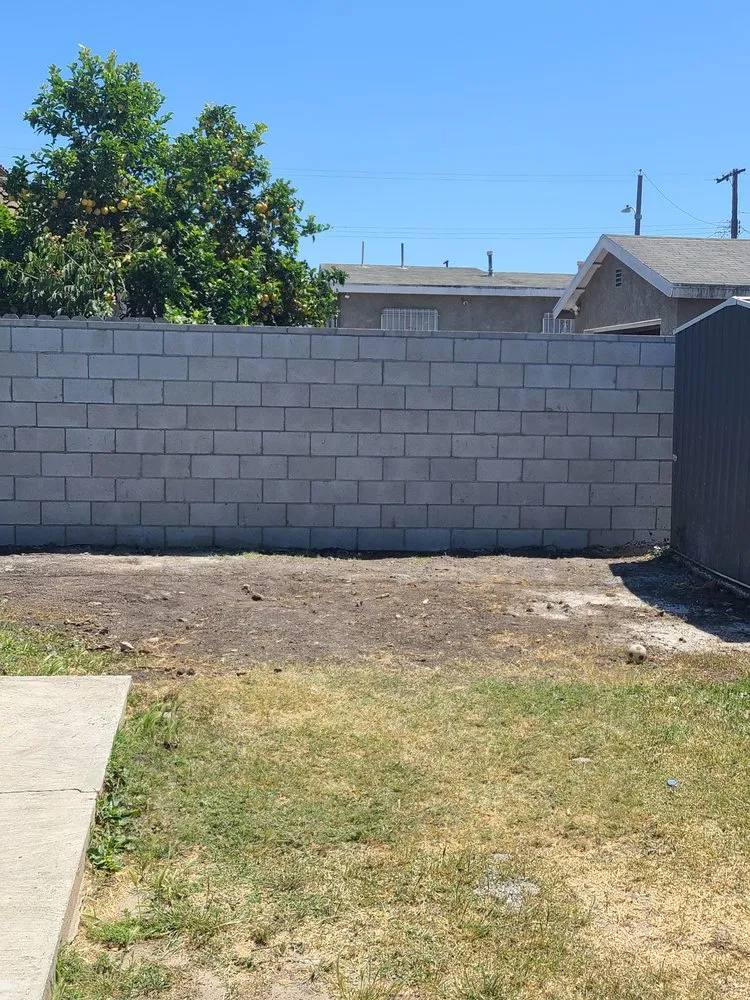 Professional garden landscaping in Compton, CA by Loza Concrete