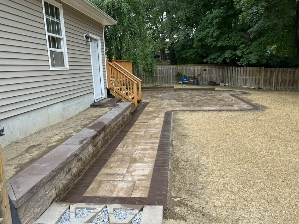 Custom lawn care service experts serving Wappingers Falls, NY - Lozada Landscaping