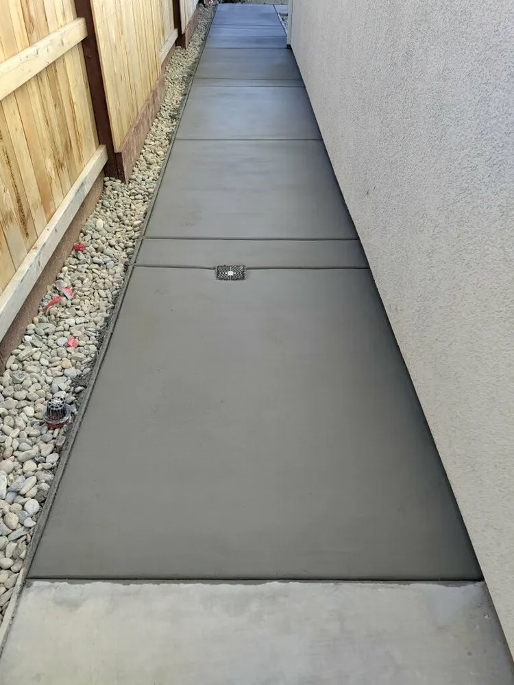 Trusted yard cleanup service experts serving Sacramento, CA - Lozano Landscaping