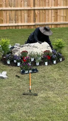 Lozano’s Landcare Services Logo