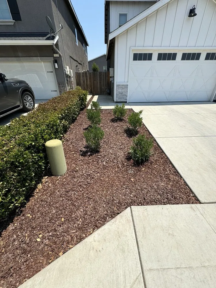 Local garden landscaping in Fresno, CA - Lozano's Lawn Service